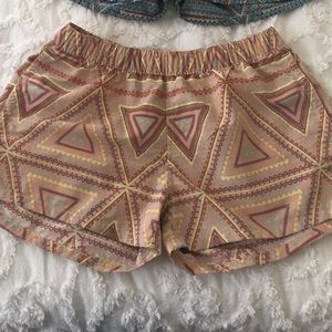 Size medium(slim fit)Patagonia “barely baggies”